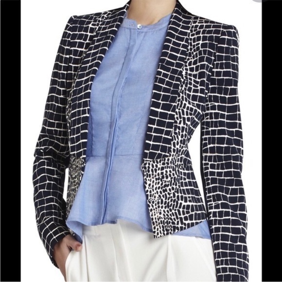 BCBGMAXAZRIA Leeam Blazer in White Combo - Size Small - Picture 4 of 15